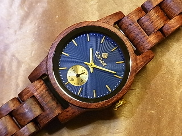 テンス  日本公式ショップ 木製腕時計 レディース メンズ ウォッチ レクタンギュラーモデル No.244-N インレイドサンダルウッド ギフトにも隠れた人気を誇る 天然木の木目が美しい 軽量 木製 腕時計 