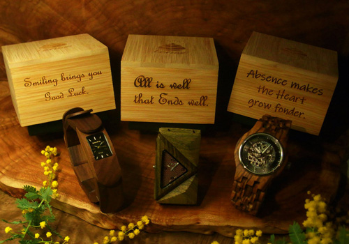  テンス木製腕時計